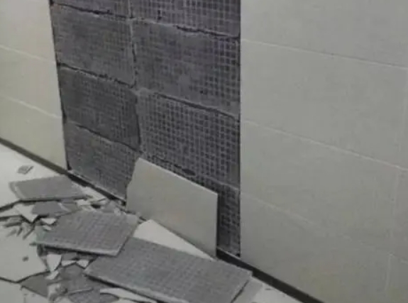 长泰瓷砖空鼓维修公司分享下长泰墙砖松动维修的知识
